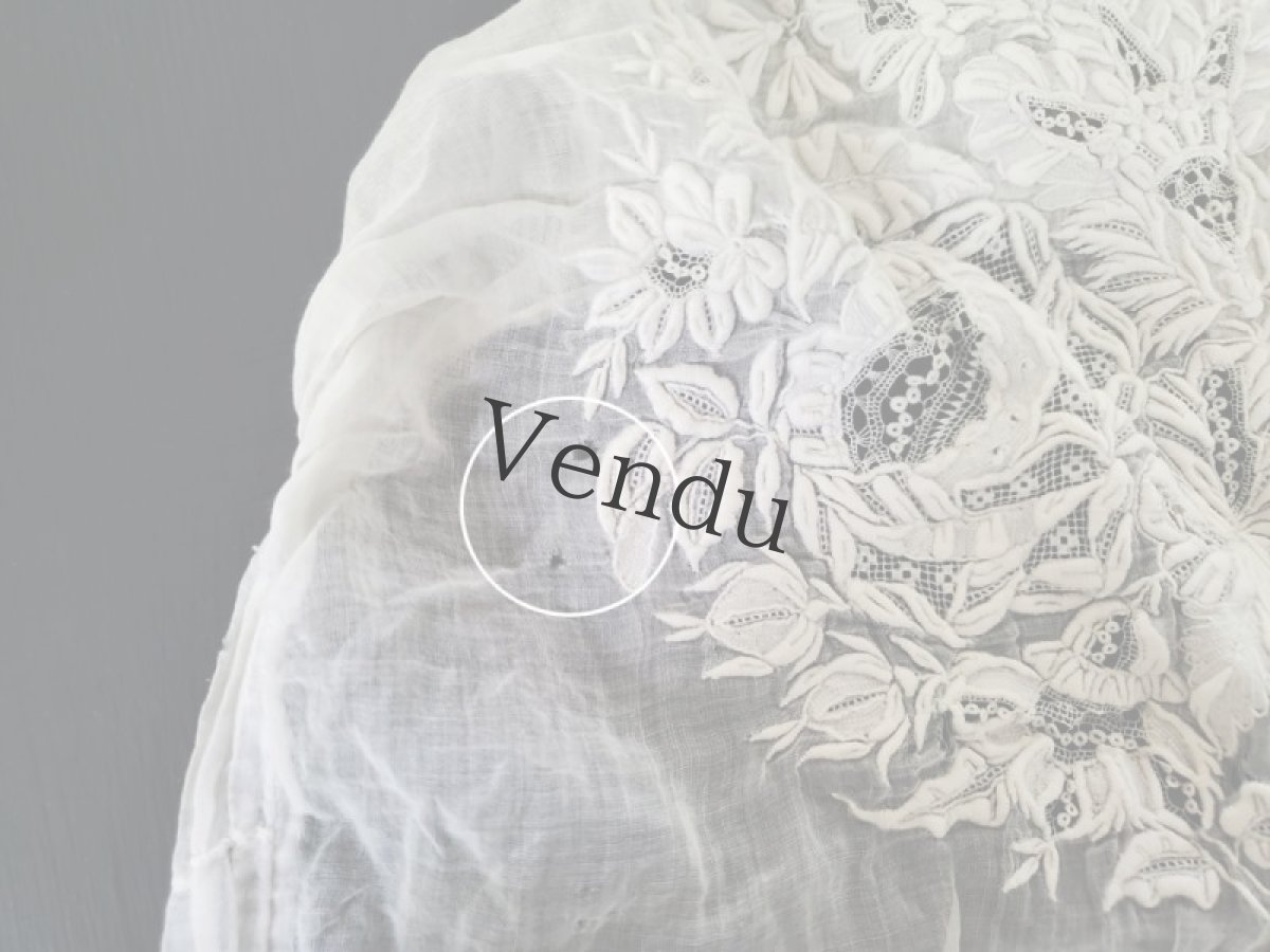 画像9: フランスアンティーク　白糸刺繍の小さなボネ (9)