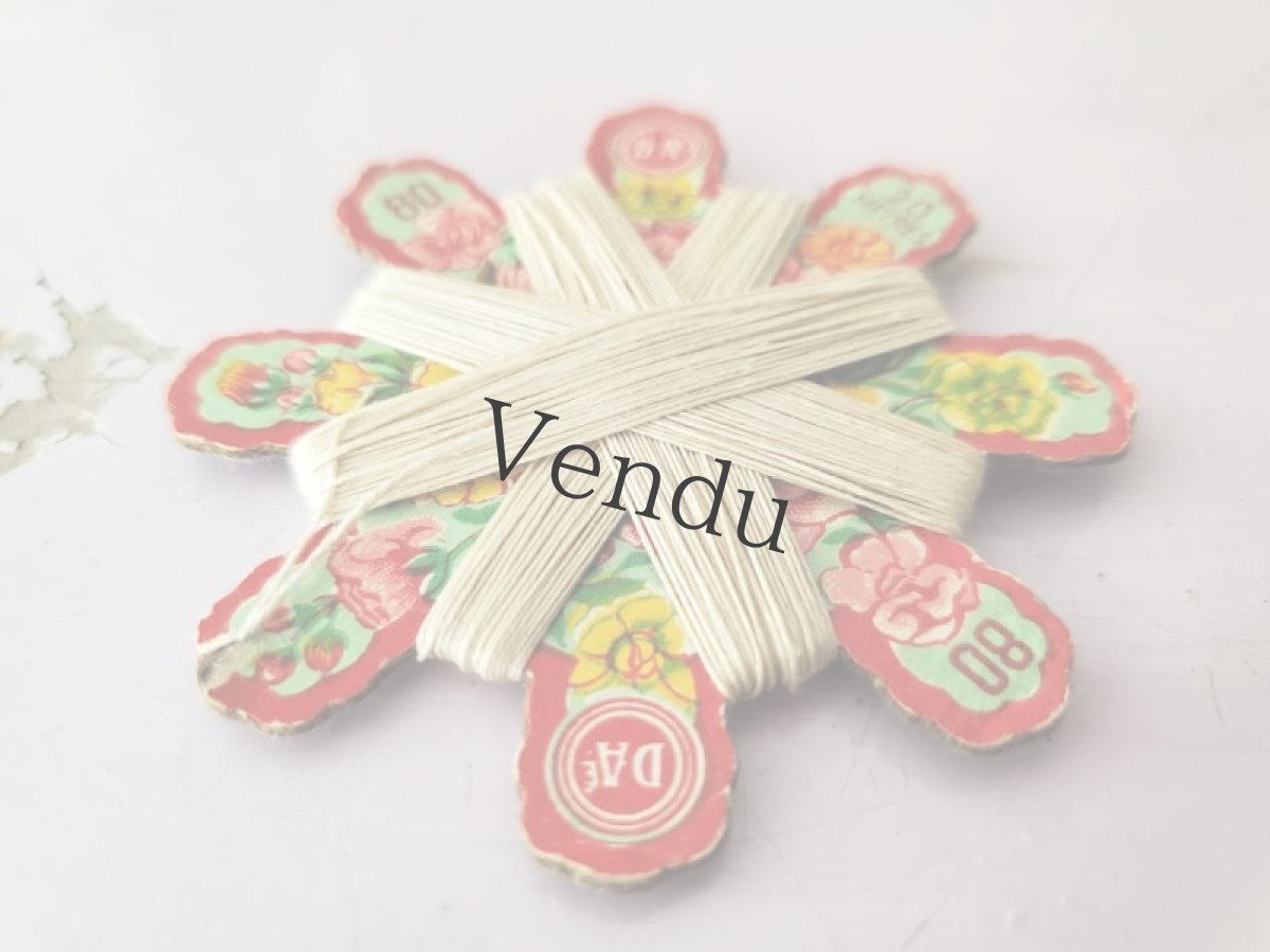 画像2: フランス 1900年代 リネン糸巻き 80 CARTE GIROFLÉE (2)