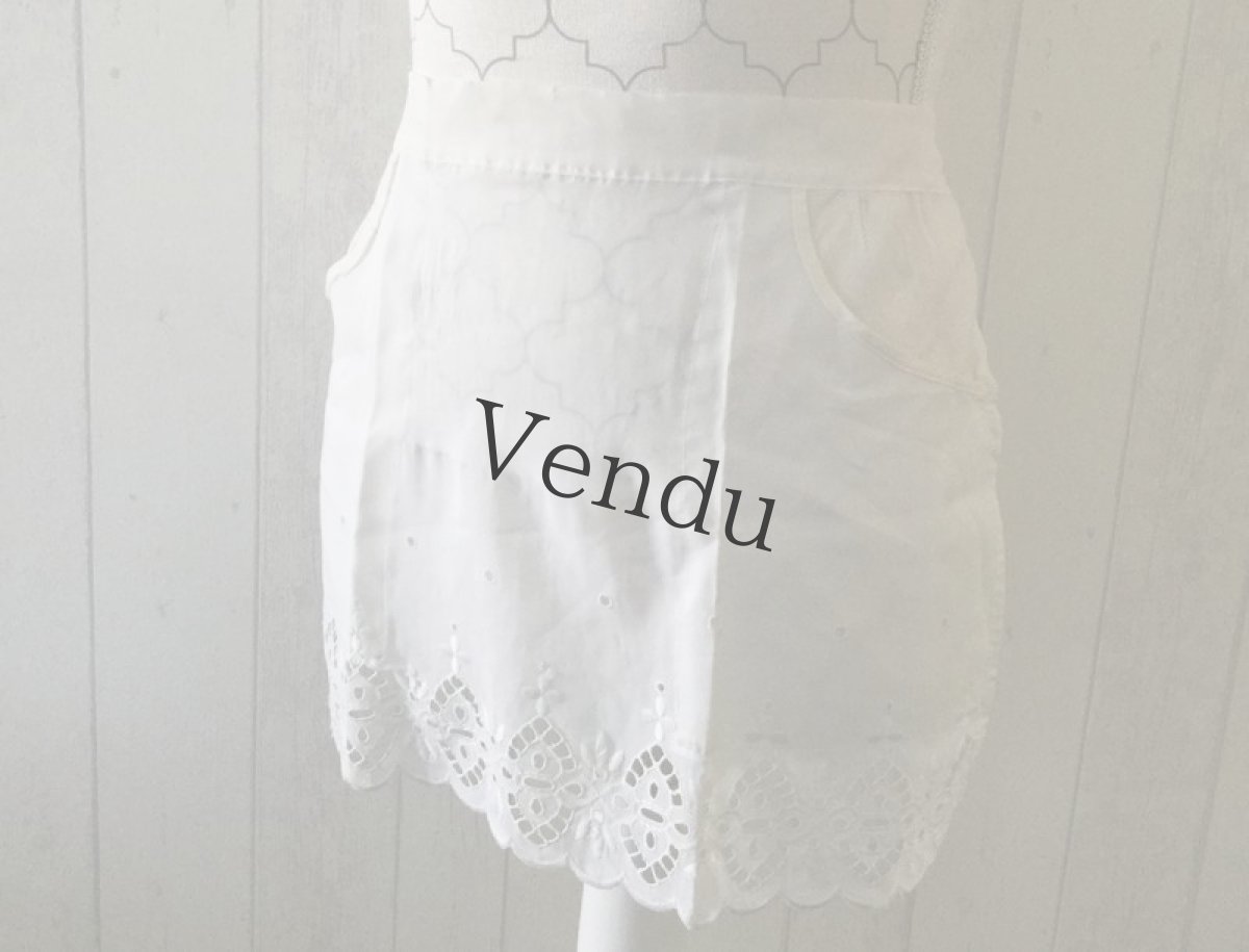 画像2: フランスヴィンテージ　カットワークエプロン (2)