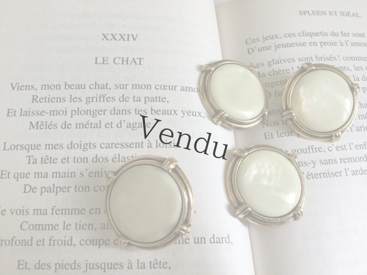 画像3: ヴィンテージ　カボションボタン 30ｍｍ 2個セット (3)