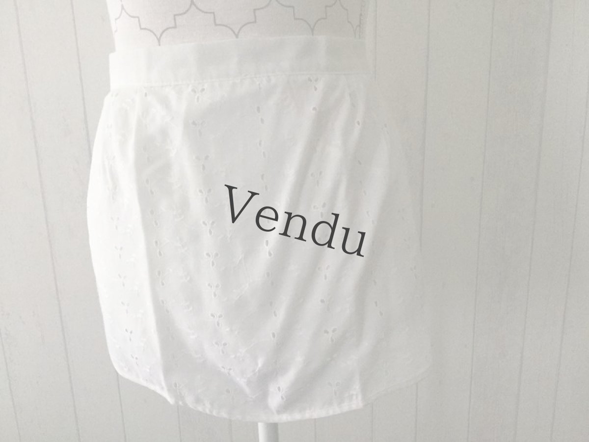 画像2: ヴィンテージ　アイレットレースエプロン (2)