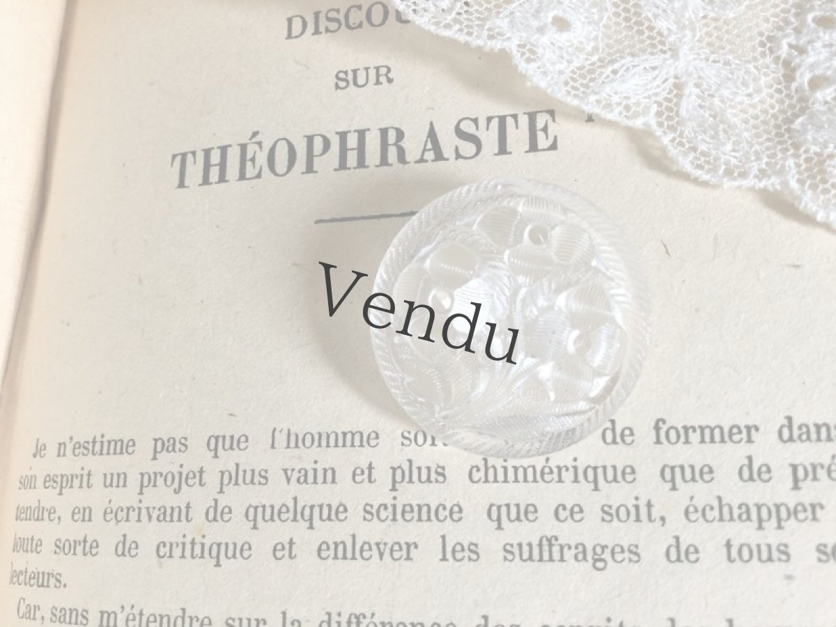 画像2: ヴィンテージ　お花咲くガラスボタン (2)