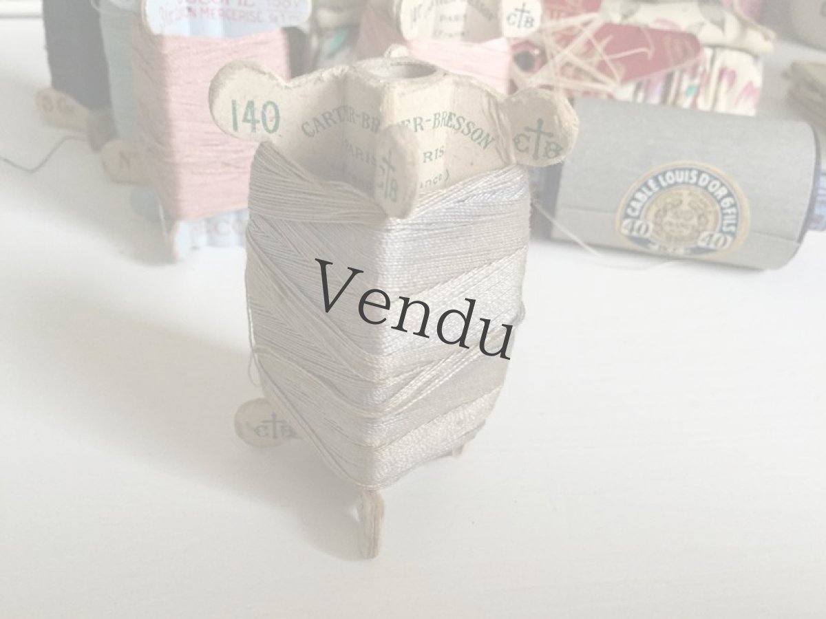 画像2: アンティーク　カルティエ＝ブレッソン糸巻き　ラベンダー (2)