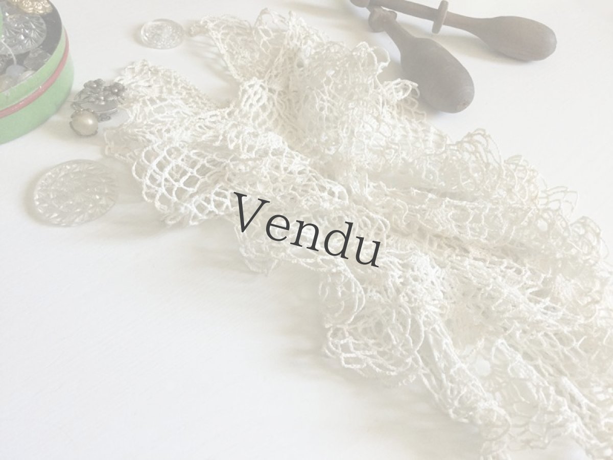 画像6: アンティーク　ニードルレースの胸飾り (6)