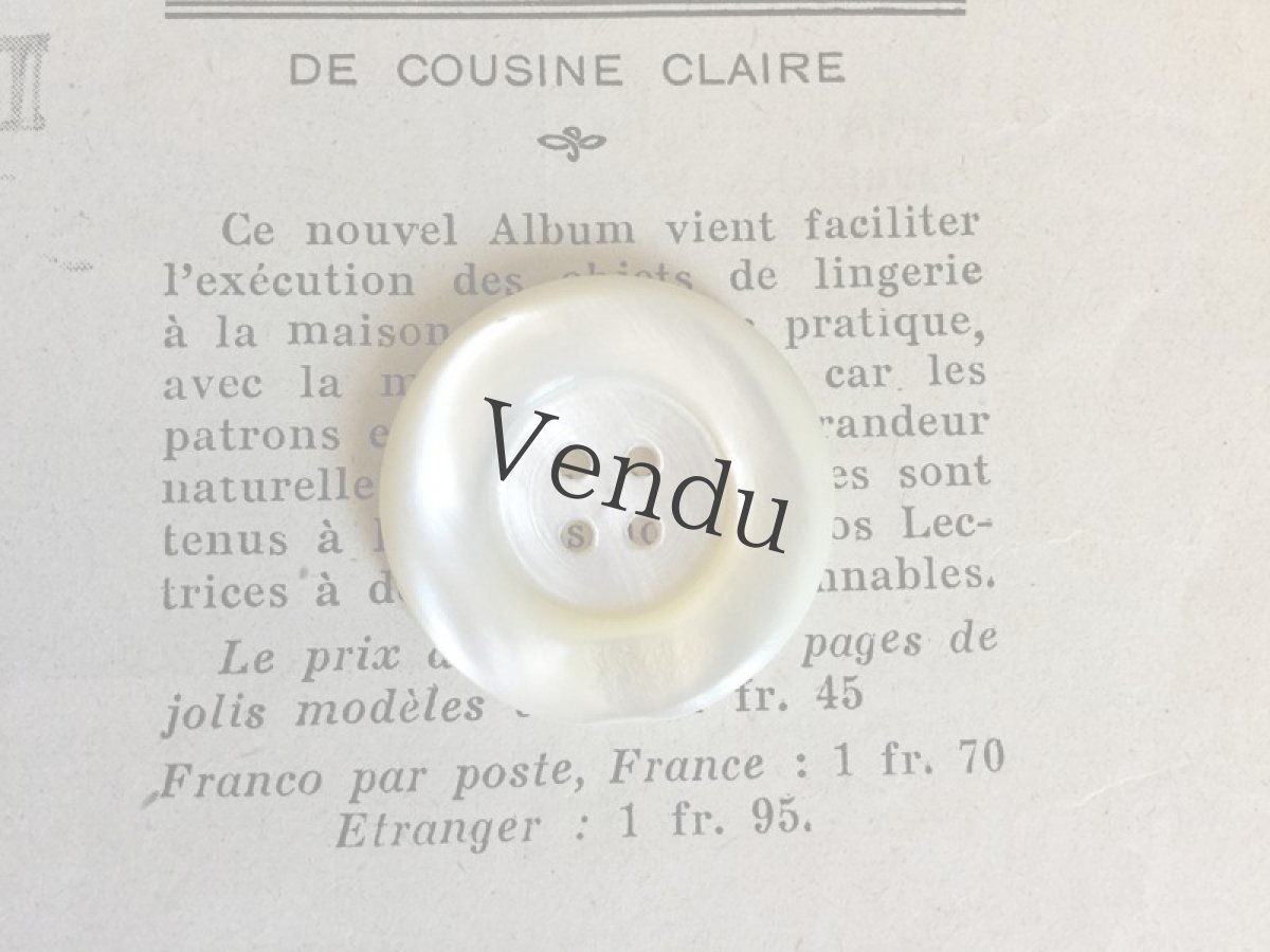 画像3: アンティーク　貝ボタン 26ｍｍ (3)