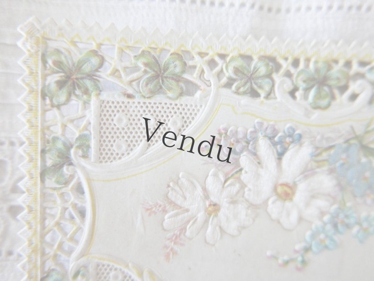 画像3: フランスアンティーク　春の草花のクロモ　透かし細工と一部シルク張り (3)