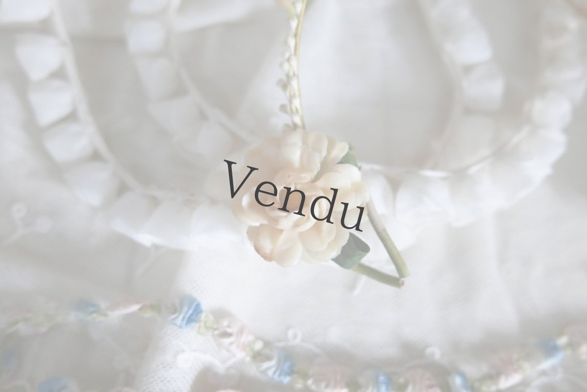 画像4: フランスアンティーク　マリアージュ バラのワックスフラワーティアラ (4)