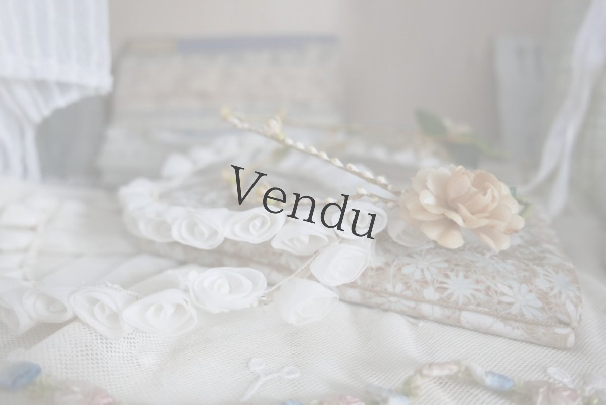 画像7: フランスアンティーク　マリアージュ バラのワックスフラワーティアラ (7)