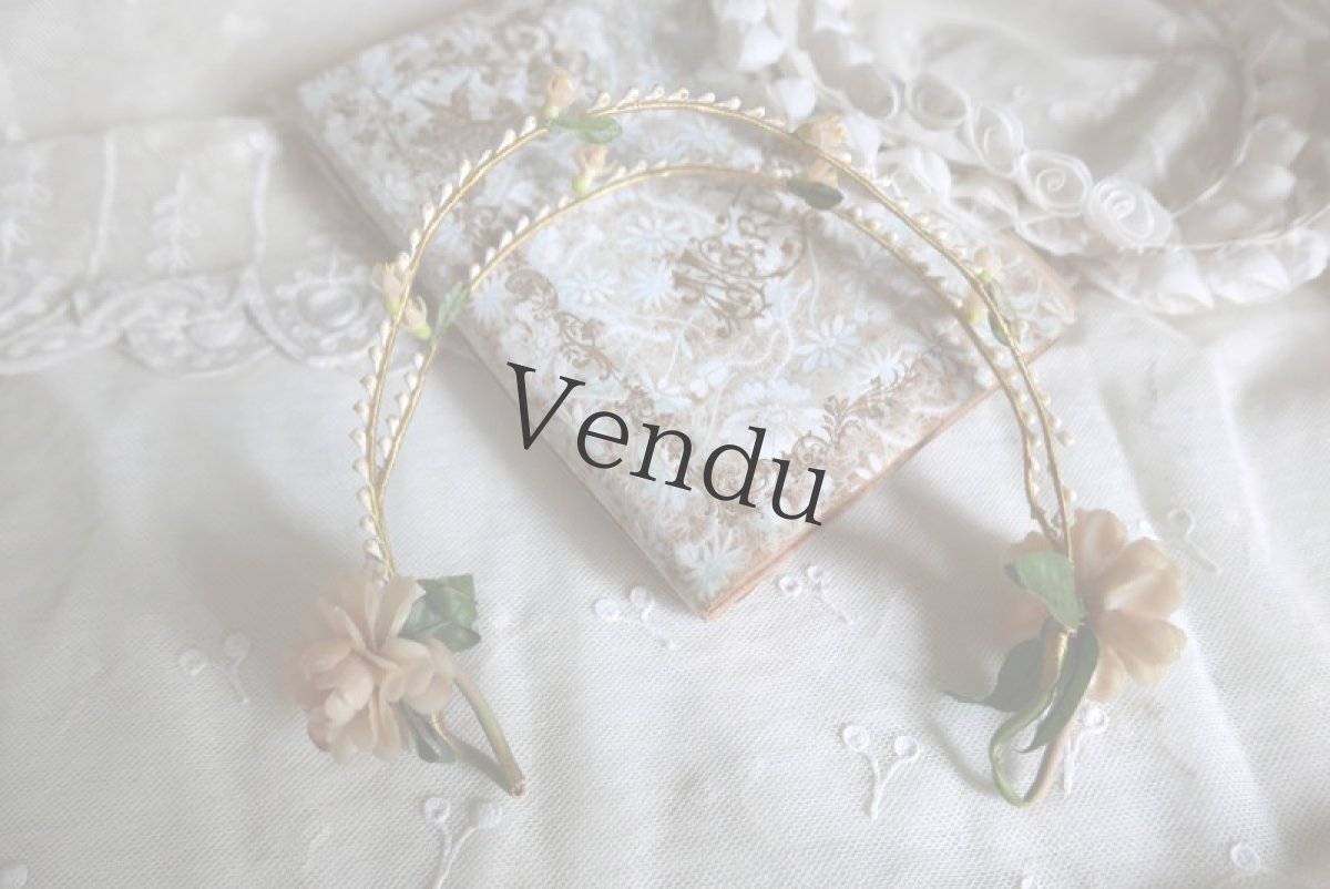 画像3: フランスアンティーク　マリアージュ バラのワックスフラワーティアラ (3)