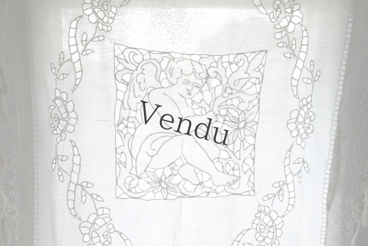 画像2: フランスアンティーク　天使のリシュリュー手刺繍ナップ (2)