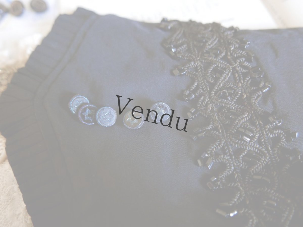 画像5: フランスアンティーク　1900年代フレンチジェットボタン 青く光る六芒星 11mm (5)