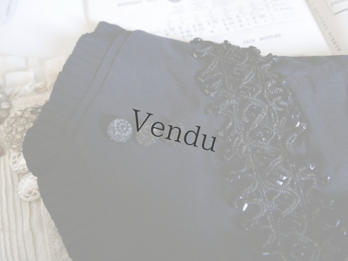 画像4: フランスアンティーク　1900年代フレンチジェットボタン 花 14mm (4)