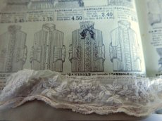 画像7: フランスアンティーク　1900年代 白糸刺繍レース端切れ 2本セット (7)