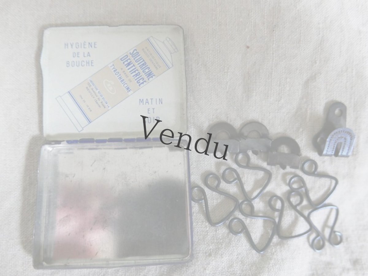 画像6: フランスヴィンテージ　ファーマシーTin缶+α (6)