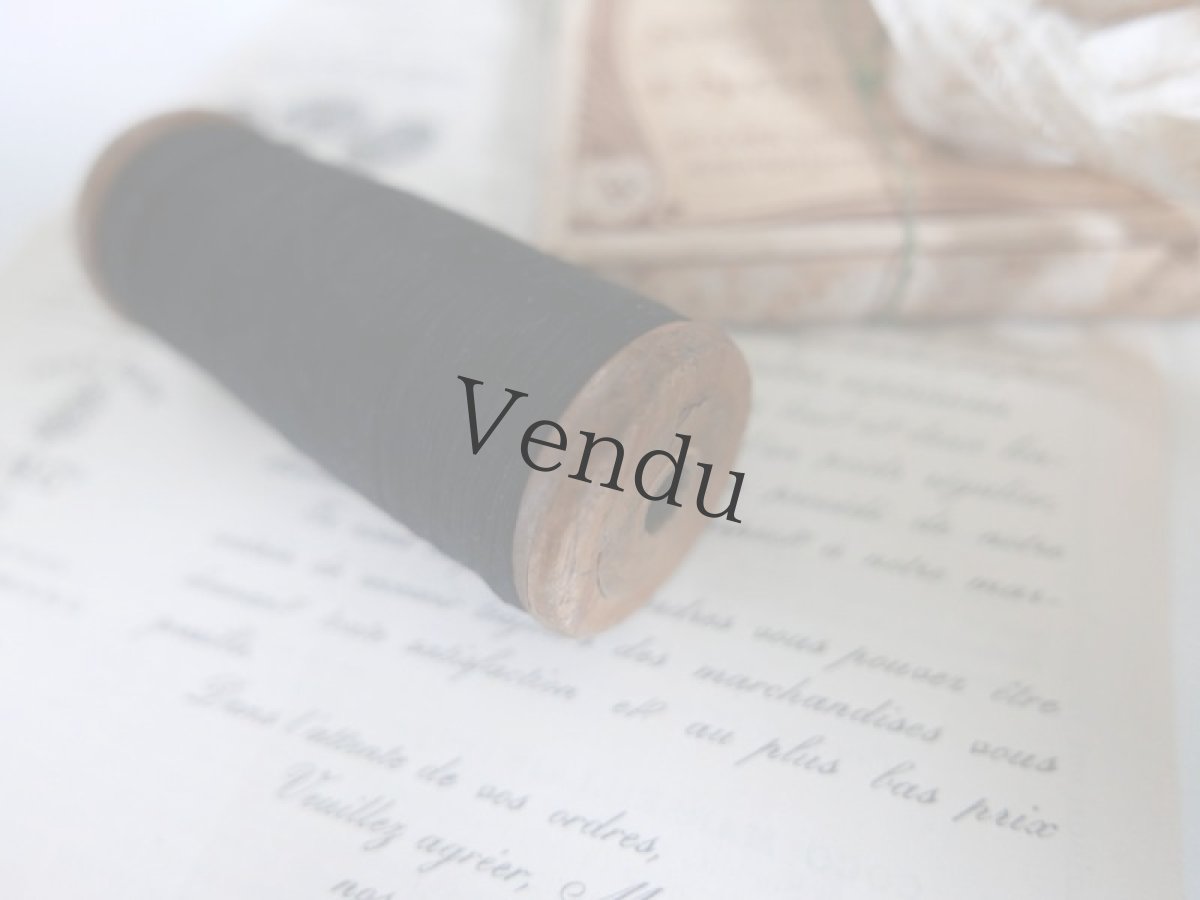 画像2: フランスアンティーク　木製大きめ糸巻き NOIR (2)