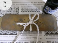 画像7: フランスアンティーク　刺繍用スカラップ模様 金属板シート４枚セット (7)
