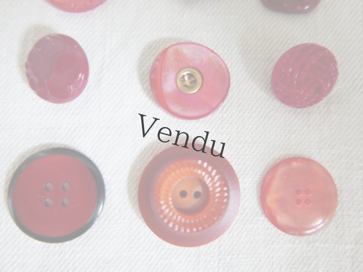 画像4: フランスヴィンテージ　赤いボタンセット (4)