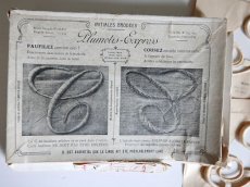 画像8: フランスアンティーク　Plumetis-Express No.8 刺繍用モノグラム "S" (8)