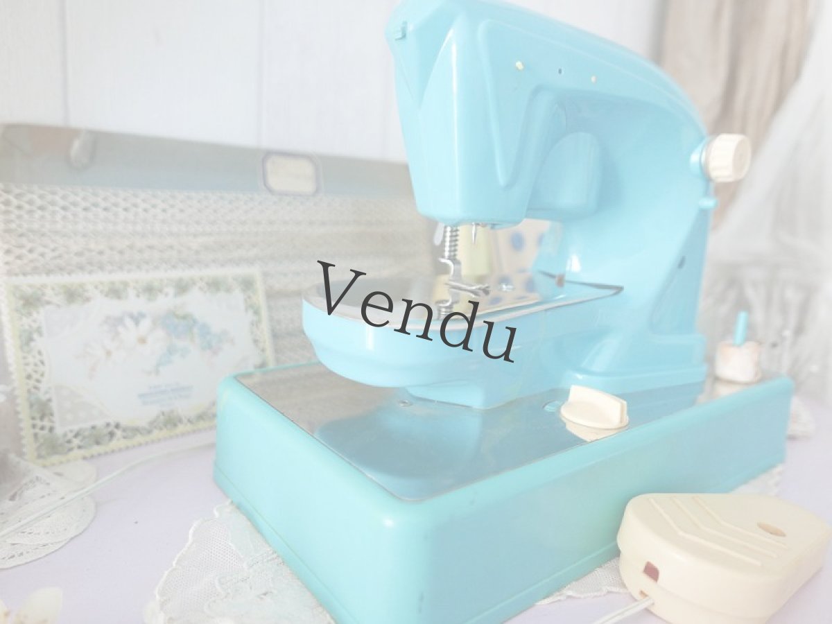 画像3: フランスヴィンテージ　レトロな水色のトイミシン (3)
