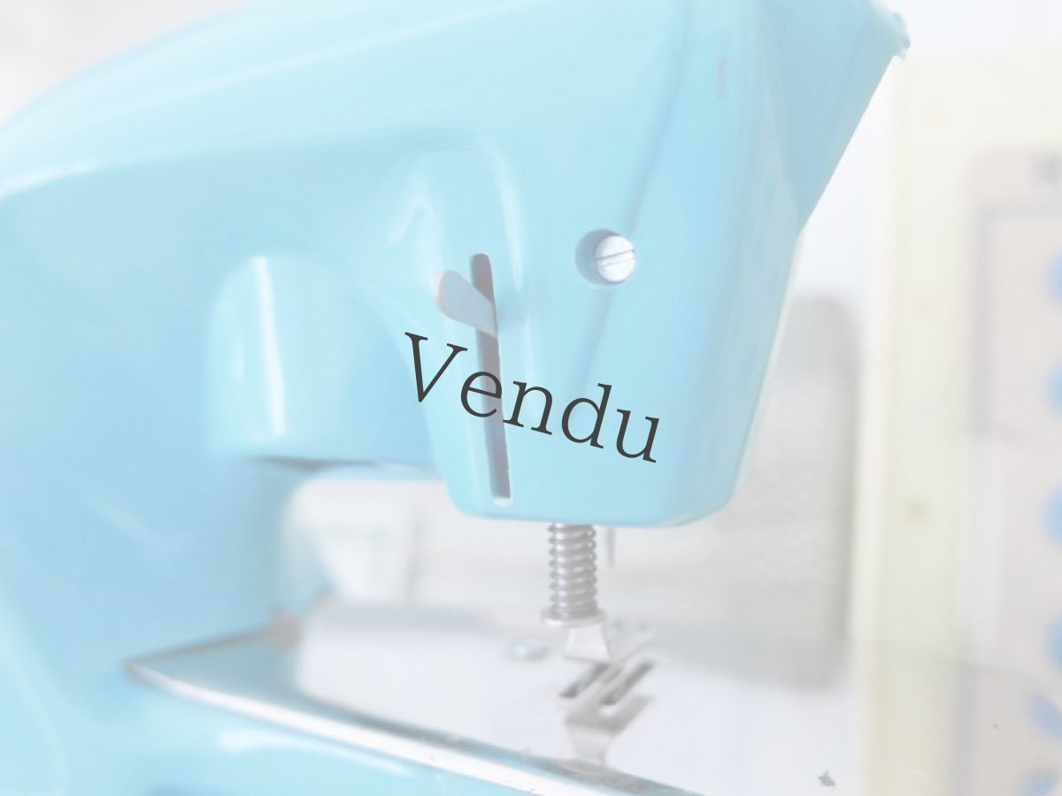 画像7: フランスヴィンテージ　レトロな水色のトイミシン (7)