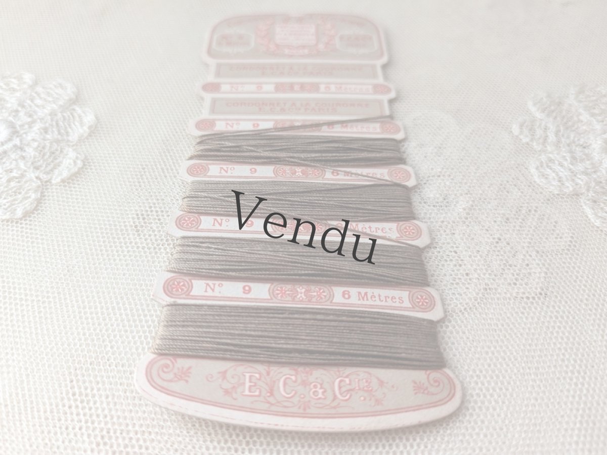 画像4: フランスアンティーク 刺繍シルク糸巻き No.9 CORDONNET A LA COURONNE (4)