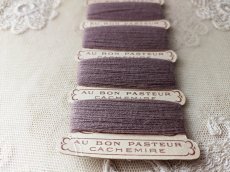 画像3: フランスアンティーク カシミアの糸巻き CACHEMIRE AU BON PASTEUR (3)