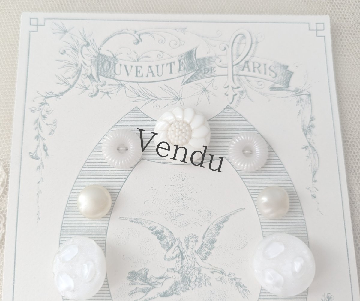 画像2: フランス 蚤の市　白ボタンアソートボタンシート (2)