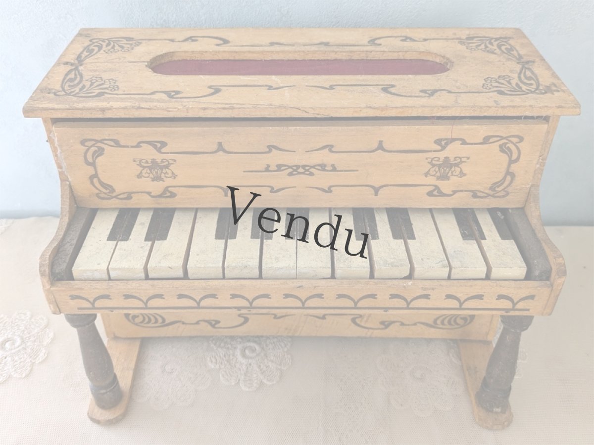 画像2: フランス 1930-1950年　木製トイピアノ (2)