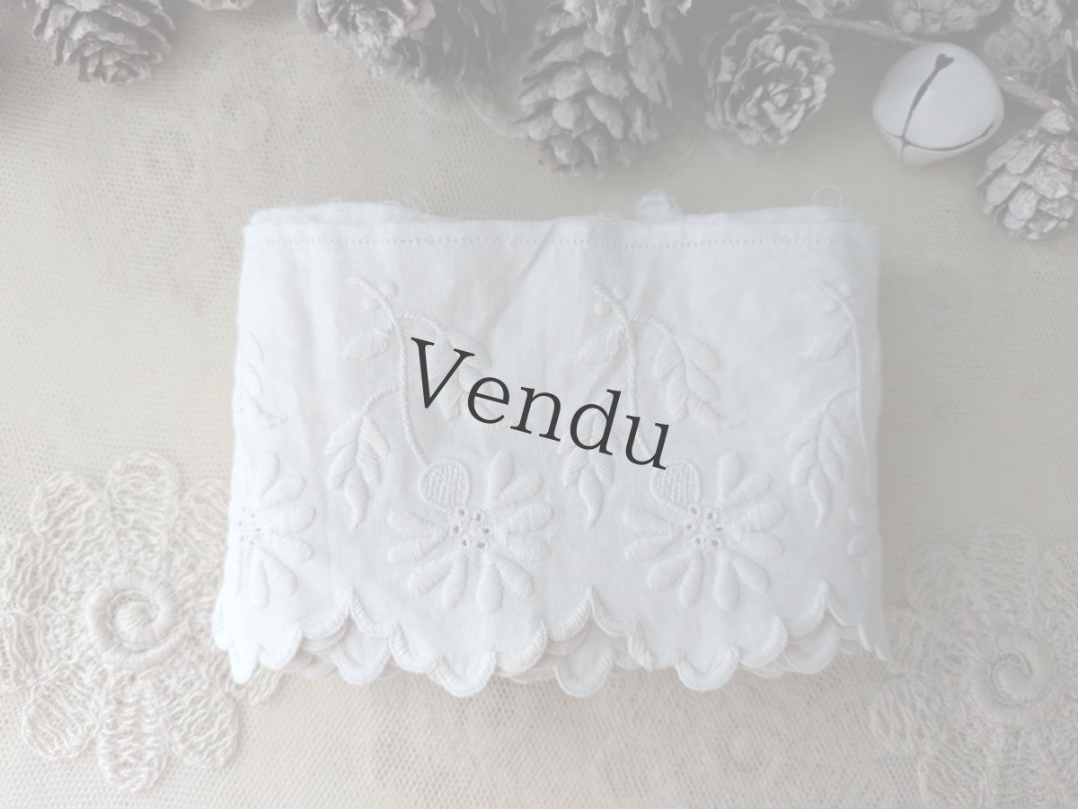 画像4: フランスアンティーク 白糸刺繍スカラップ生地 お花A 325cm (4)