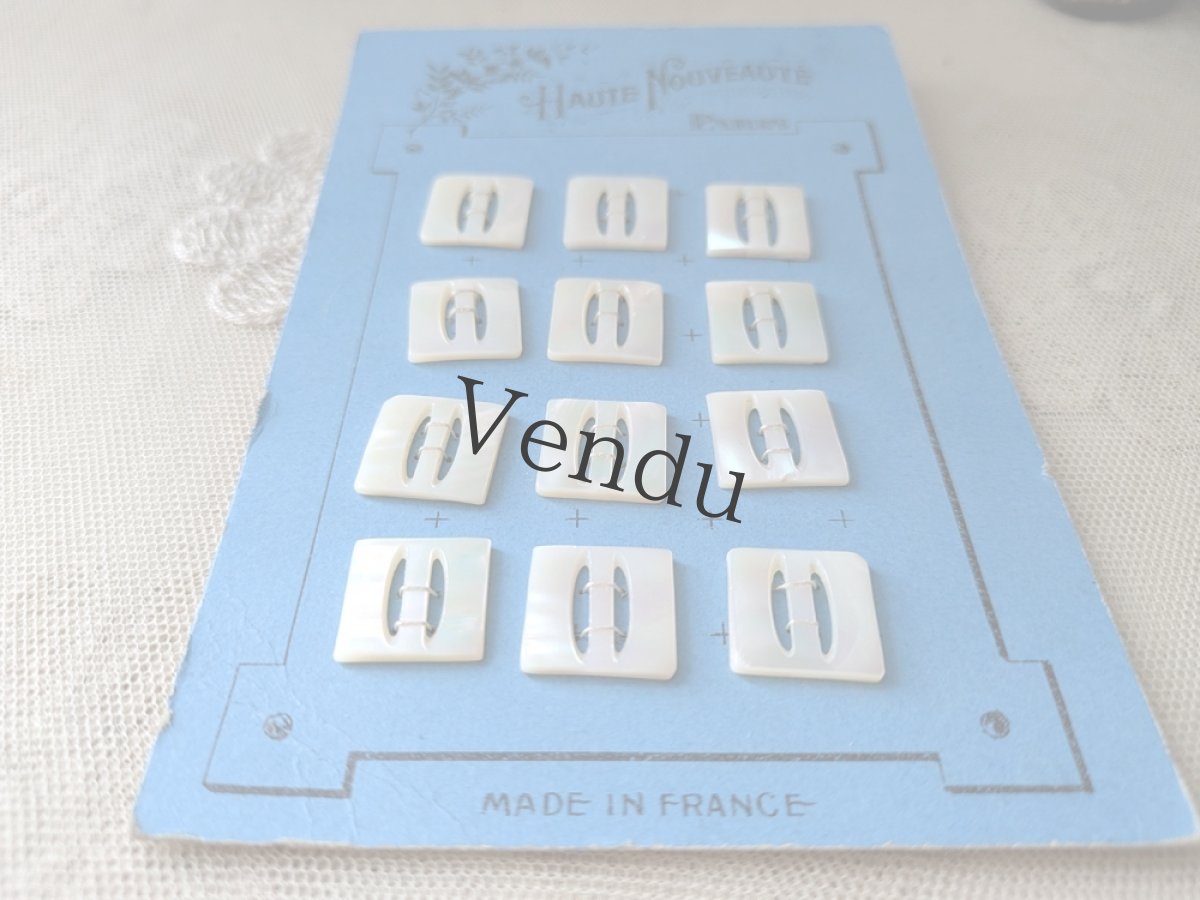 画像4: フランスアンティーク 貝ボタンシート バックル型 16mm (4)