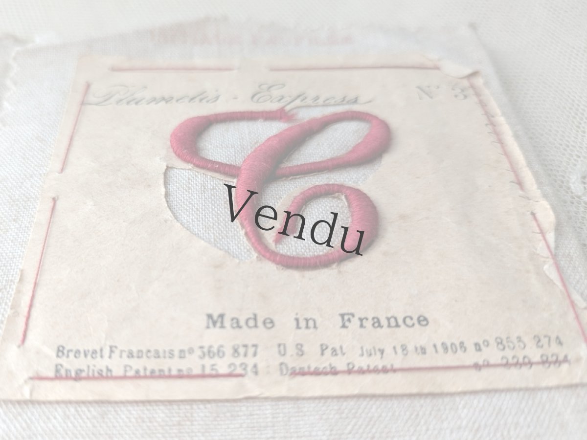 画像2: フランスアンティーク Plumetis-Express 刺繍イニシャルシートサンプル (2)