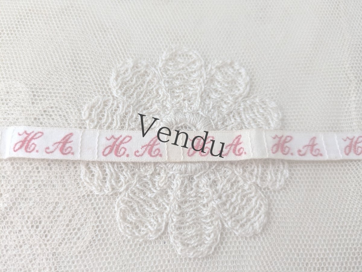 画像2: フランスアンティーク　イニシャルテープ 《H.A.》 (2)