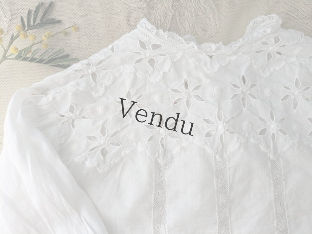 画像2: フランスアンティーク　カットワーク刺繍 小さなブラウス (2)