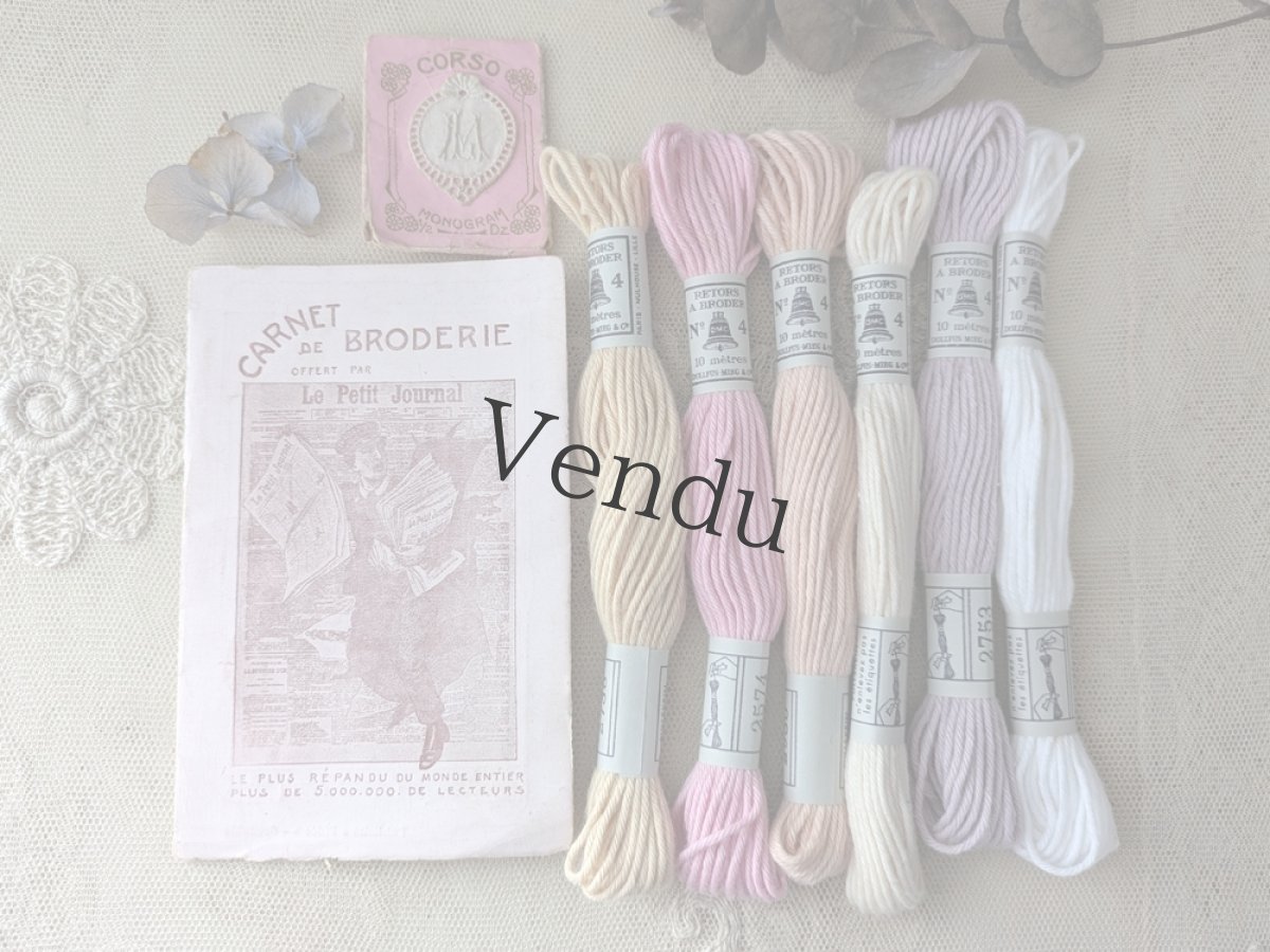 画像6: フランスアンティーク　メダイヨン イニシャル刺繍モノグラム「LM」3枚セット (6)