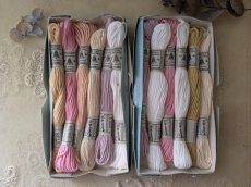 画像1: フランスヴィンテージ DMC刺繍糸 No.4 パステルカラー2箱セット（6本×2箱） (1)