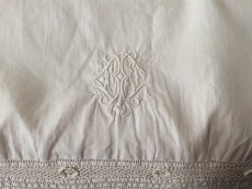 画像1: フランスヴィンテージ　CHイニシャル刺繍入り リネンシーツ (1)