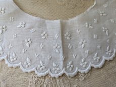 画像4: フランスヴィンテージ　刺繍つけ襟 (4)
