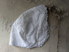 画像4: フランスアンティーク 　カットワーク刺繍の小さなボネ (4)