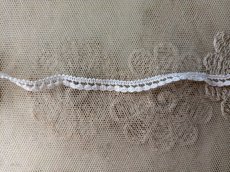 画像2: フランスヴィンテージ　極細7mm幅スカラップレース 172cm (2)