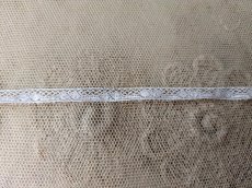 画像2: フランスヴィンテージ　極細6mm幅 チュールレース 157cm (2)