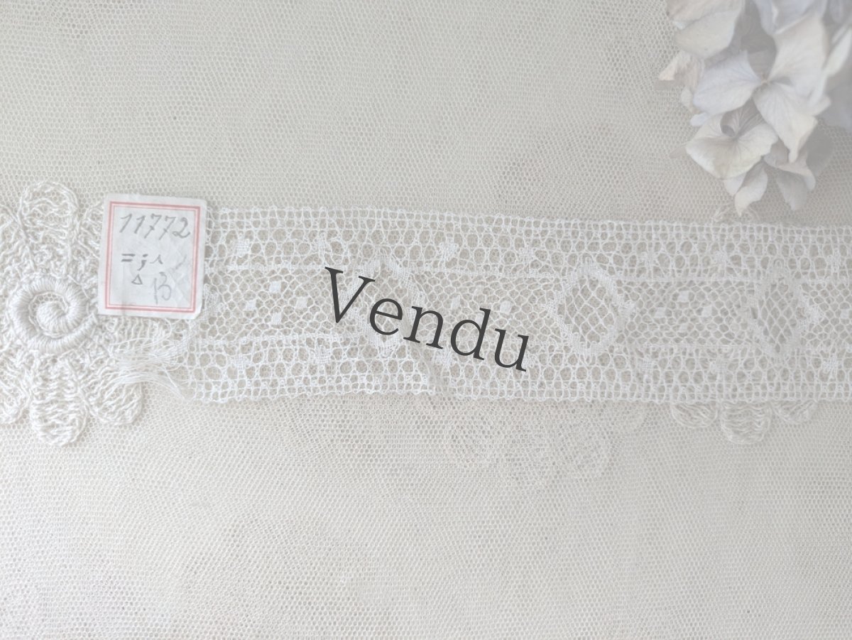 画像5: フランスアンティーク　タグ付き 手編みルピュイレース　サンプルセット B(3枚) (5)