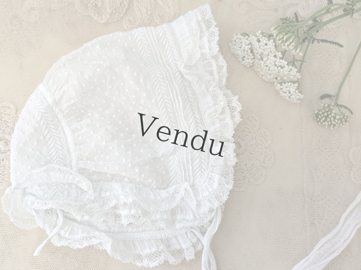 画像4: フランスアンティーク　白糸刺繍とレースのボネ 水玉 (4)