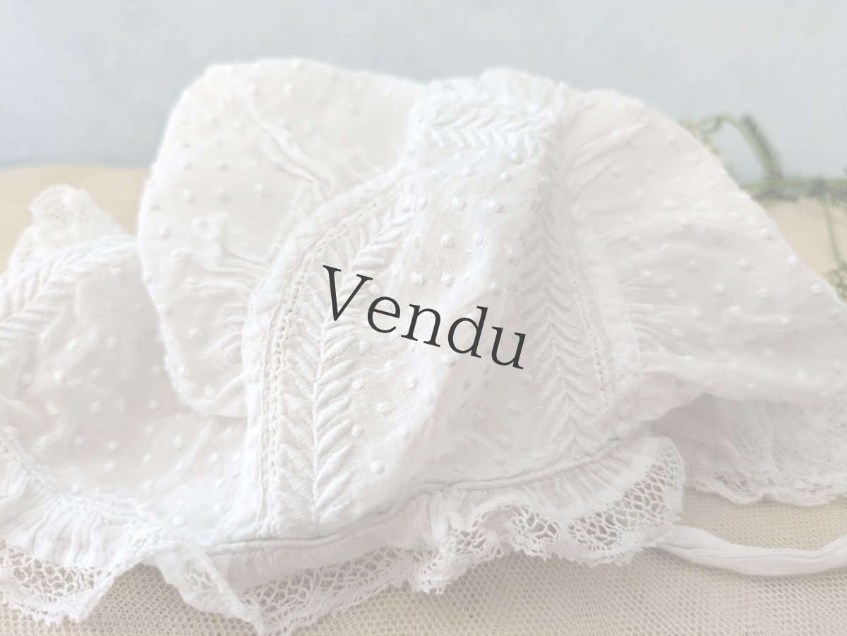 画像6: フランスアンティーク　白糸刺繍とレースのボネ 水玉 (6)