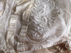 画像11: フランス 1900-1910年 白糸刺繍とシルクリボンのボネ (11)