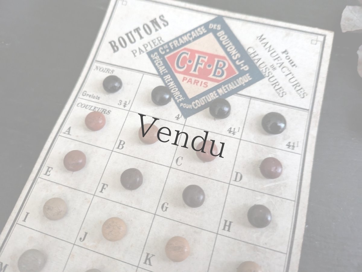 画像3: フランス 1910-30年 シューボタンサンプルシート C.F.B (3)
