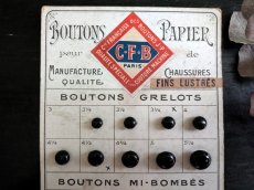 画像2: フランス 1910-30年 シューボタンサンプルシート ノワール C.F.B (2)