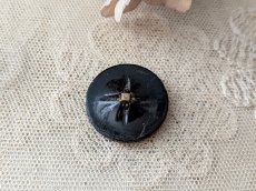 画像3: フランス 1900年前後 フレンチジェットボタン 花 27mm (3)
