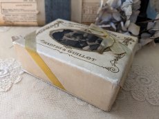 画像4: フランス 1900年前後 ヌガーのお菓子箱 CHABERT & GUILLOT (4)