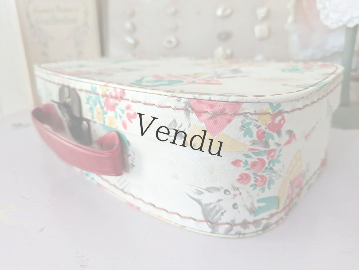 画像11: フランス 1960年代 猫ちゃんのお裁縫ケース／メルスリーセット (11)