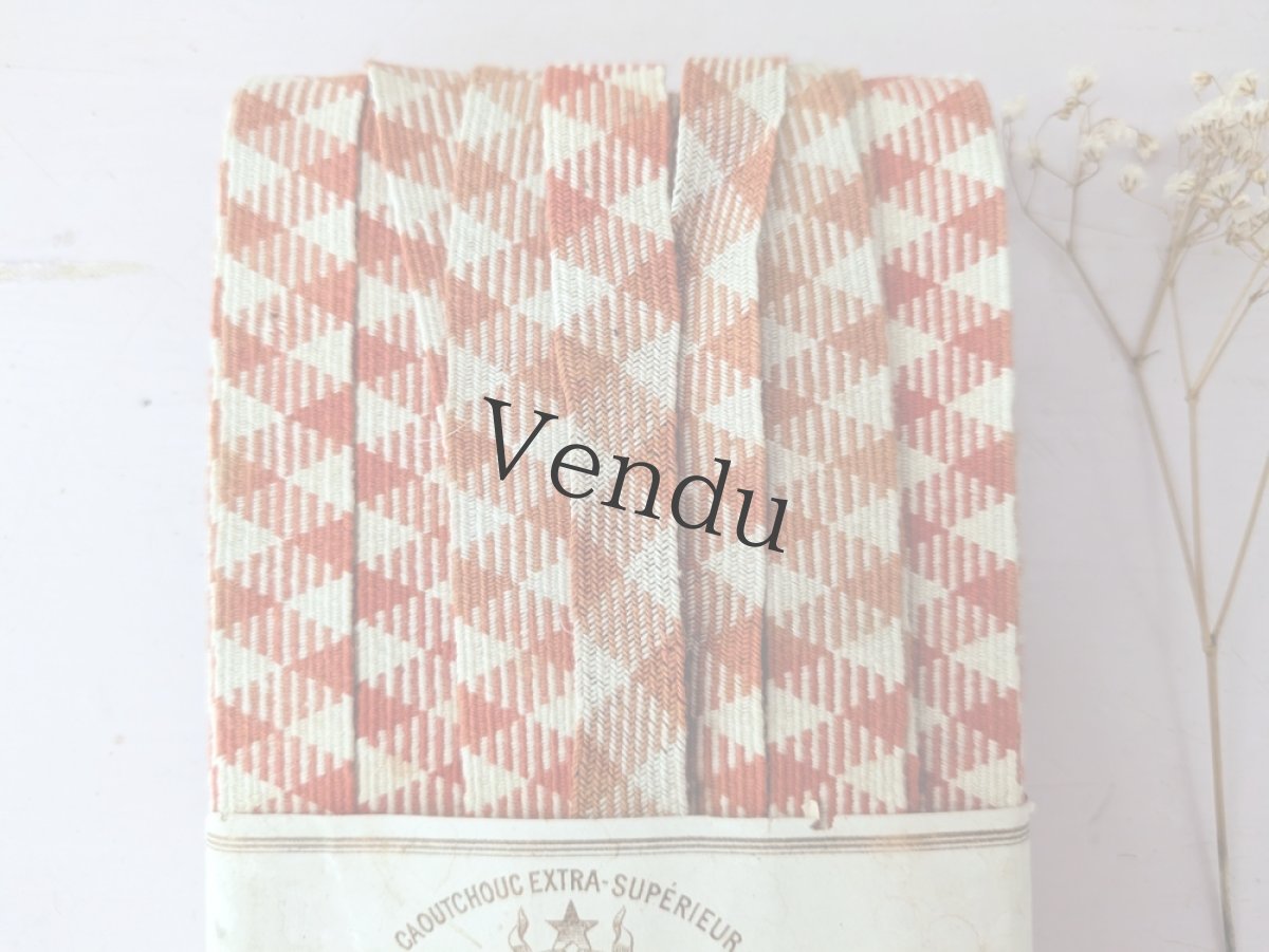 画像3: フランスヴィンテージ　ラベル付きゴム紐 赤ウェーブ柄 (3)